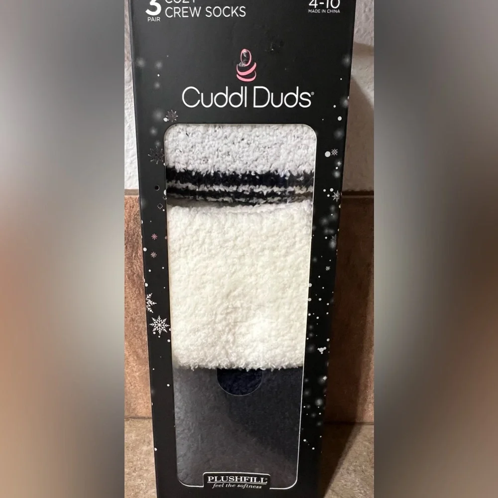 Cuddl Duds Women’s Crew Socks